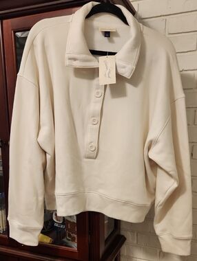 Universal Thread Cream Pullover Button-Front Women's Sweater